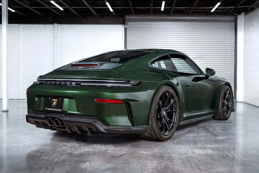 2026 Porsche 911 - Image 3