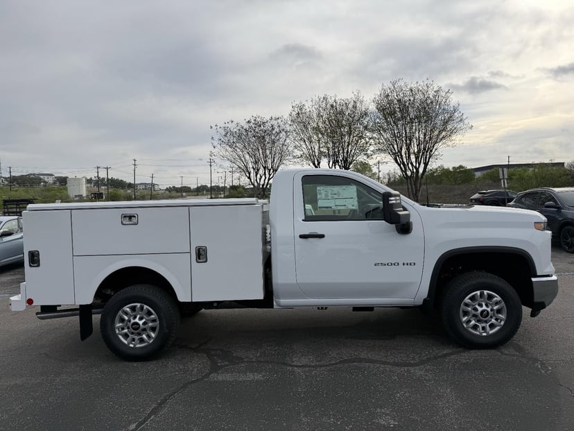 2026 Chevrolet Silverado 2500 HD - Image 2