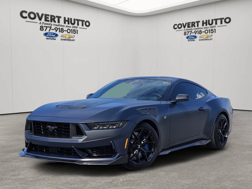 2025 Ford Mustang - Image 1