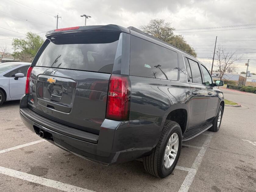 2020 Chevrolet Suburban - Image 2