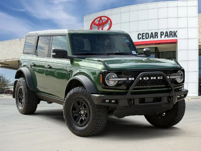 2023 Ford Bronco - Image 1