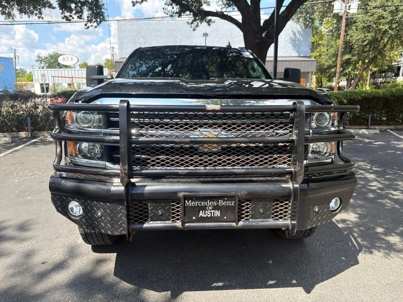 2019 Chevrolet Silverado - Image 3