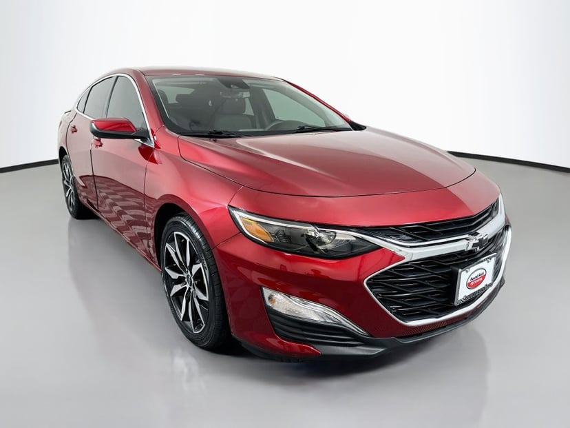 2025 Chevrolet Malibu - Image 1