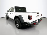 2024 Jeep Gladiator - Preview 7