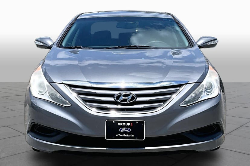 2014 Hyundai Sonata - Image 1