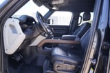 2022 Land Rover Defender - Preview 10