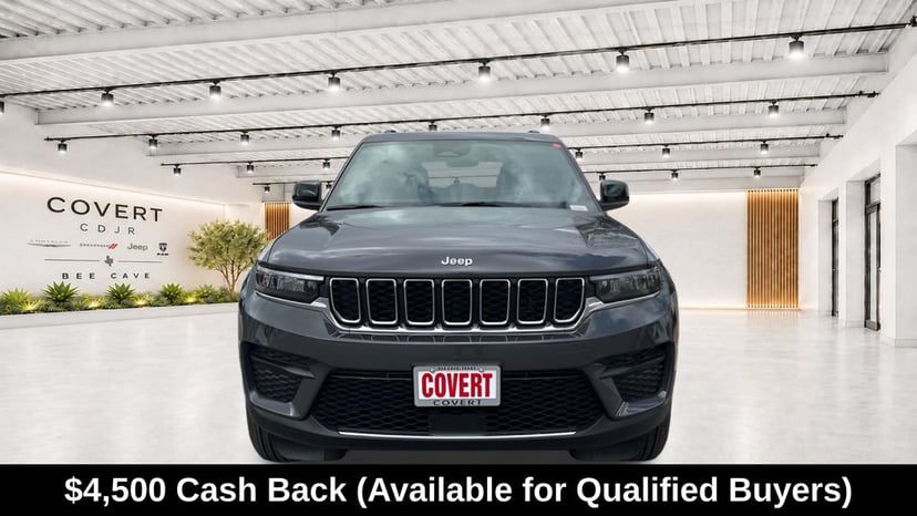 2026 Jeep Grand Cherokee Laredo X - Image 3
