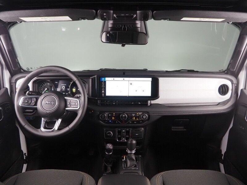2025 Jeep Wrangler 4xe Sahara - Image 2