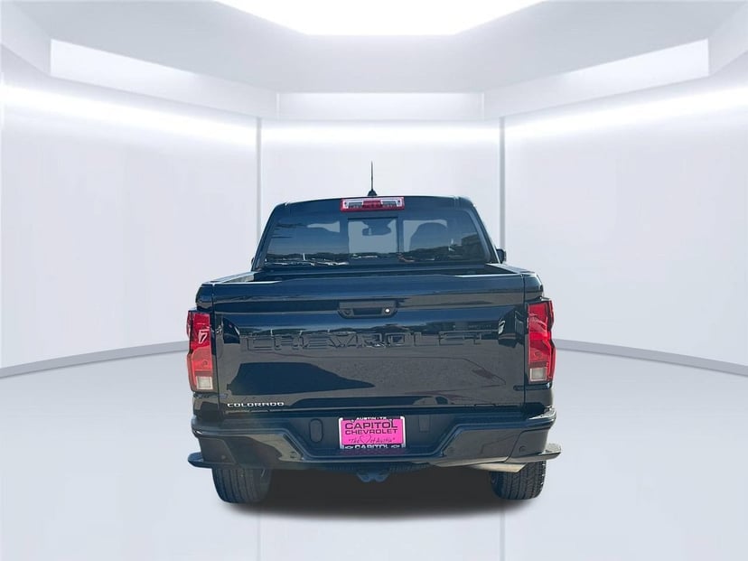 2026 Chevrolet Colorado - Image 3