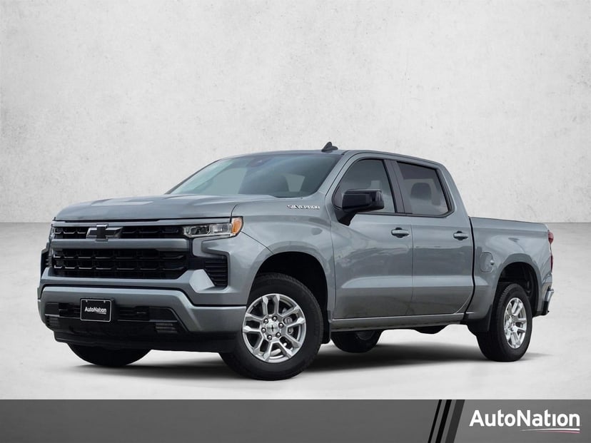 2026 Chevrolet Silverado - Image 2