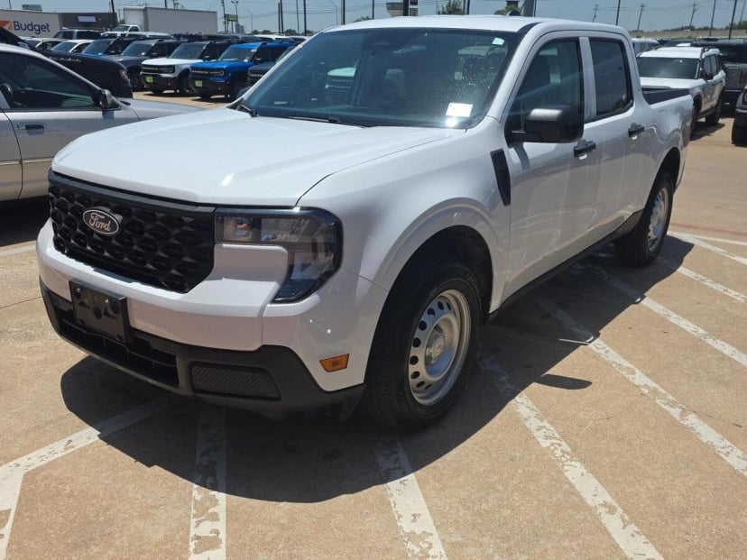2025 Ford Maverick - Image 2