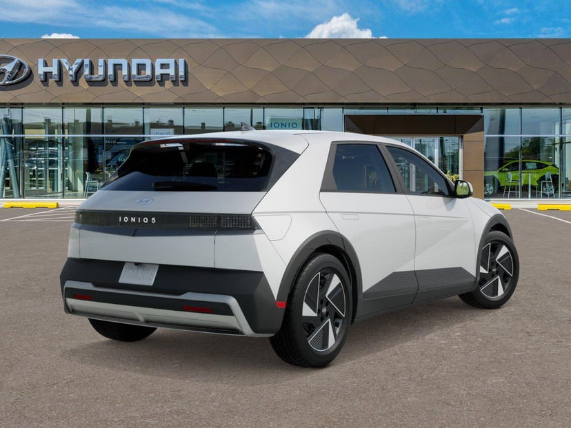 2026 Hyundai IONIQ 5 - Image 3