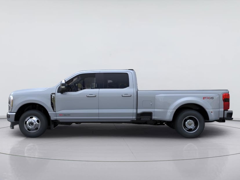 2026 Ford F-350 - Image 2