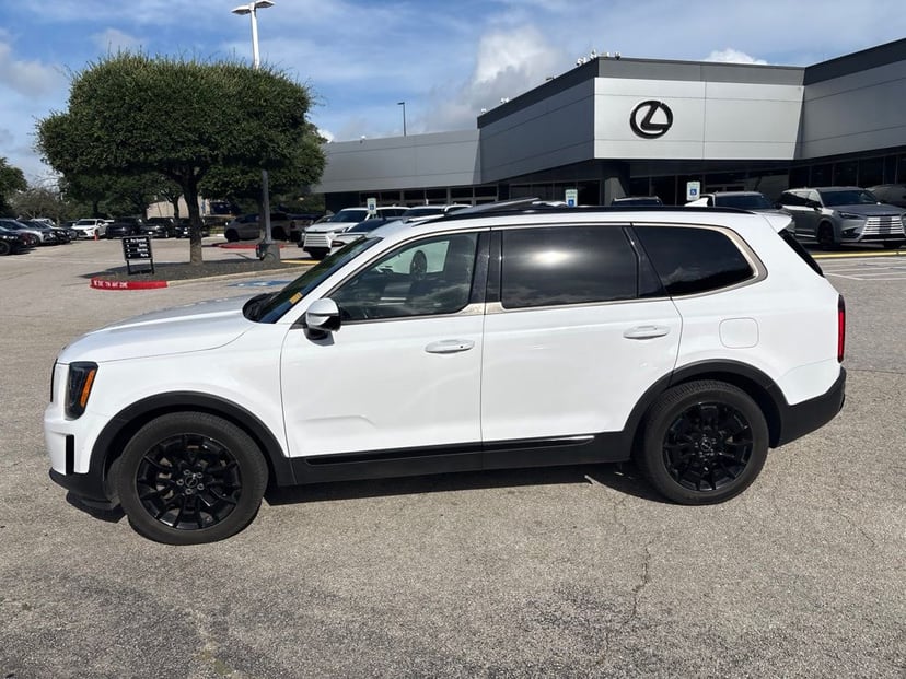 2022 Kia Telluride - Image 1