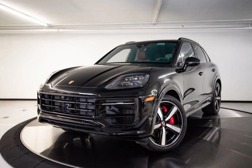 2026 Porsche Cayenne - Image 1