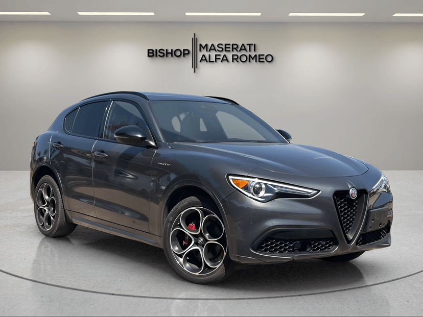 2023 Alfa Romeo Stelvio - Image 1