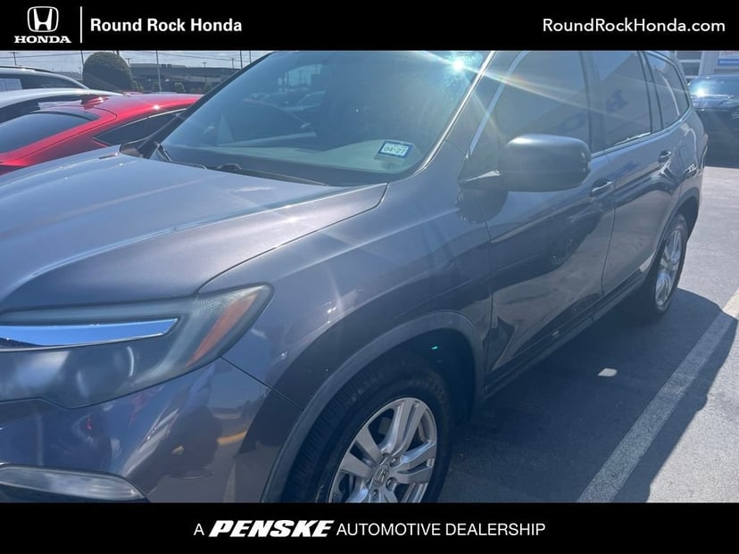 2017 Honda Pilot - Image 1