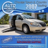 2007 Chrysler Town And Country - Preview 2