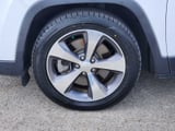 2020 Jeep Cherokee - Preview 9