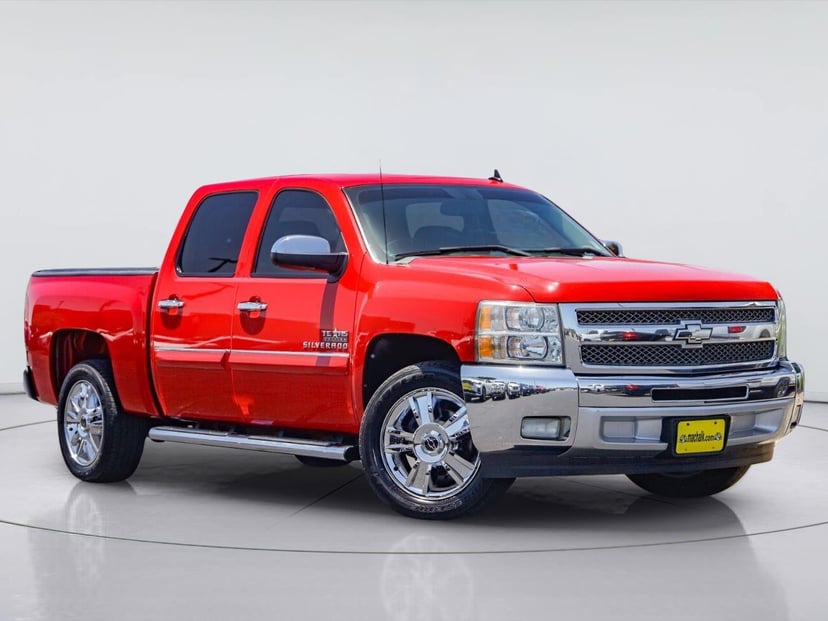 2012 Chevrolet Silverado - Image 1