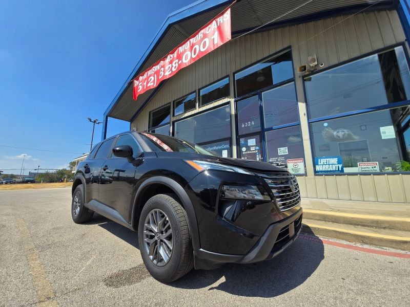 2025 Nissan Rogue - Image 1