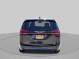 2023 Chrysler Pacifica - Preview 4