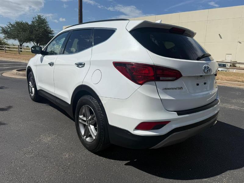 2017 Hyundai Santa Fe Sport - Image 2