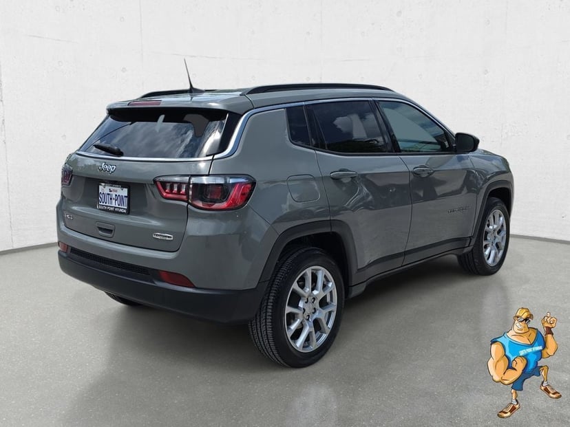 2024 Dodge Compass - Image 3
