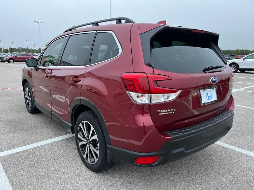 2022 Subaru Forester - Image 3