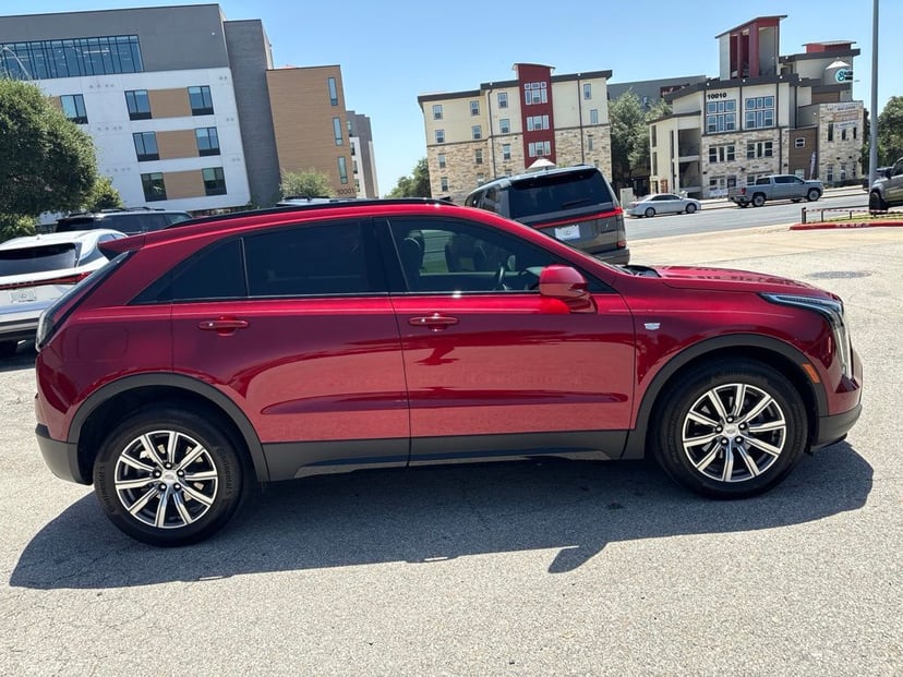 2019 Cadillac XT4 - Image 3