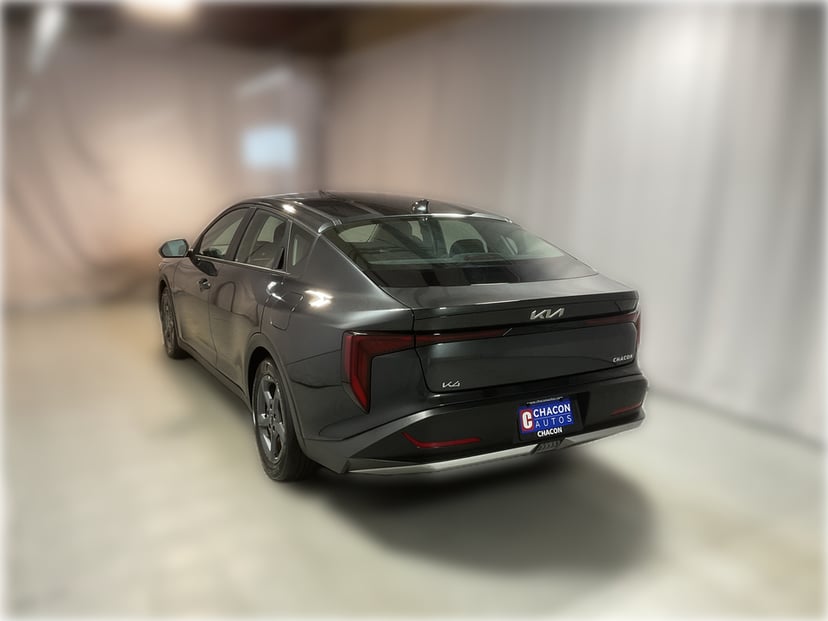2025 Hyundai K4 - Image 2