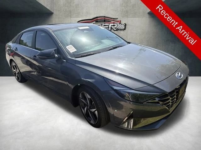2023 Hyundai Elantra - Image 1