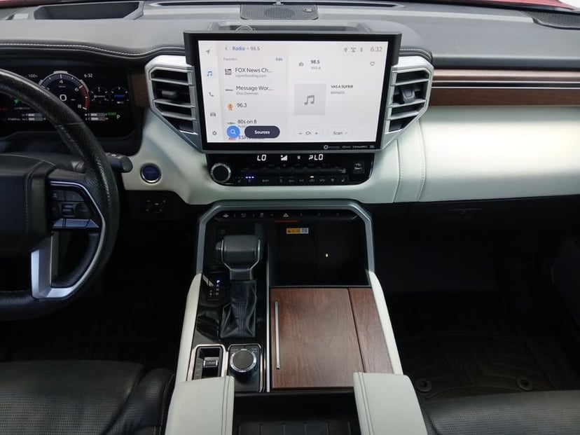 2023 Toyota Tundra - Image 3