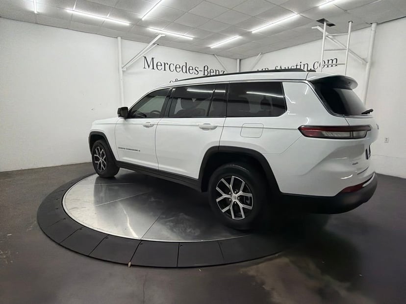 2024 Jeep Grand Cherokee L - Image 2