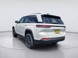 2026 Jeep Grand Cherokee - Preview 3