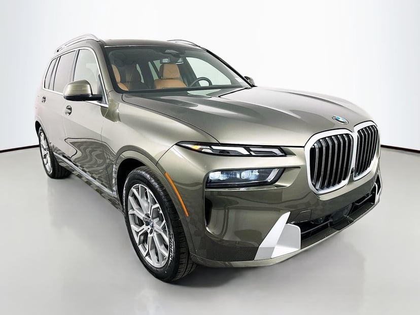 2026 BMW X7 - Image 2