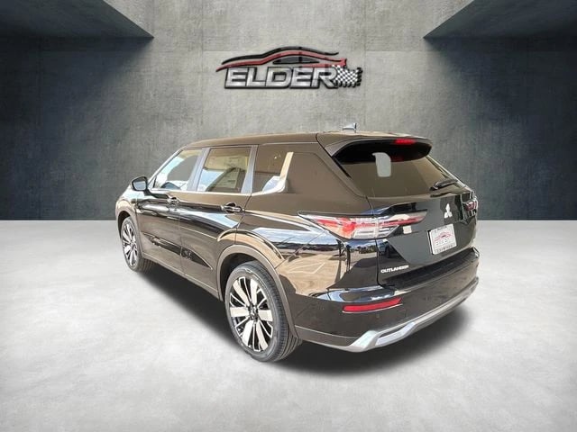 2026 Mitsubishi Outlander - Image 1