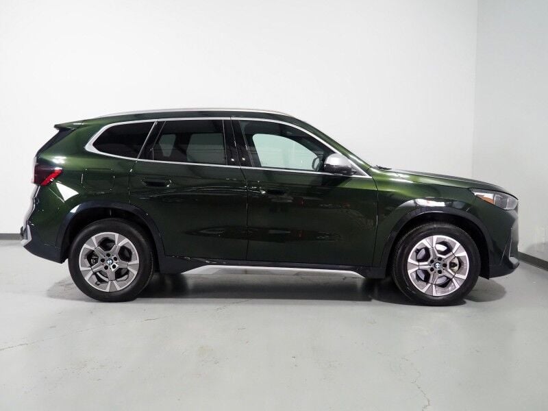 2024 BMW X1 - Image 1