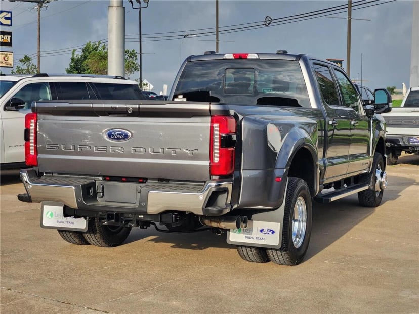 2026 Ford F-350 - Image 2