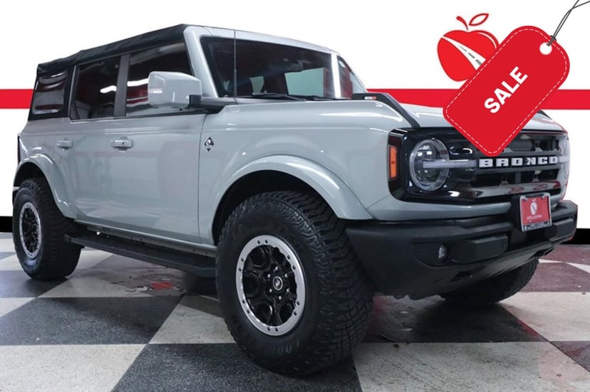 2022 Ford Bronco - Image 1