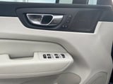 2023 Volvo XC60 - Preview 12