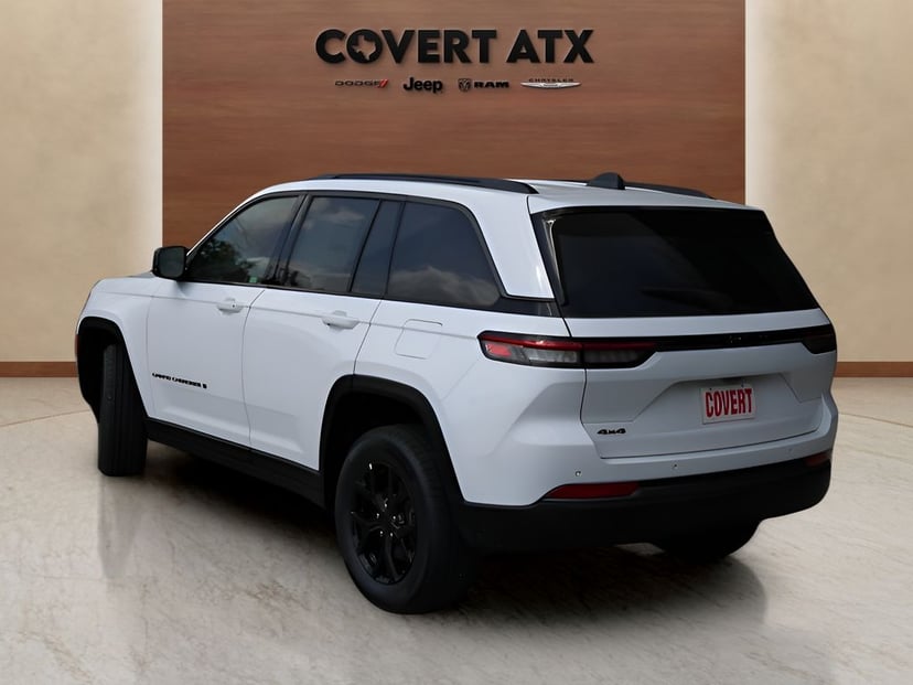 2026 Jeep Grand Cherokee Altitude - Image 2