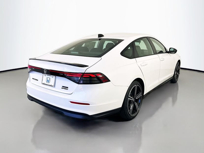 2026 Honda Accord - Image 2
