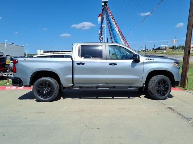2026 Chevrolet Silverado 1500 - Image 2