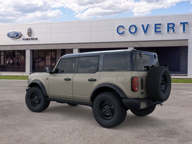 2026 Ford Bronco - Image 2