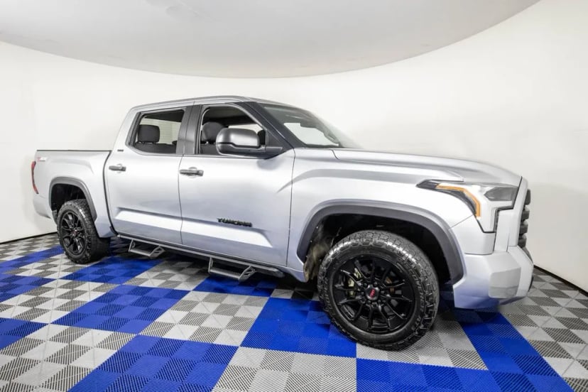 2023 Toyota Tundra - Image 2