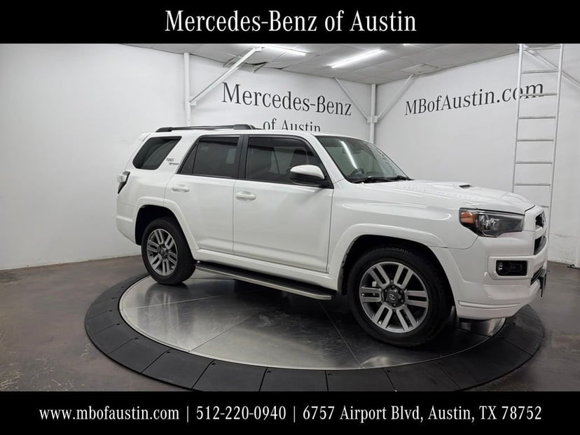 2023 Toyota 4-Runner - Image 1