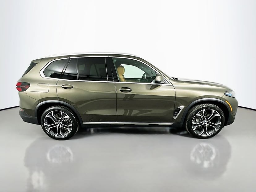 2026 BMW X5 - Image 3