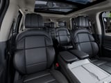 2027 Lincoln Navigator - Preview 10