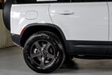 2024 Land Rover Defender - Preview 5